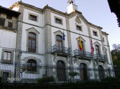 EL AYUNTAMIENTO DE CANDELARIO SE OPONE A LA TRAMITACION DEL PORN DE CANDELARIO